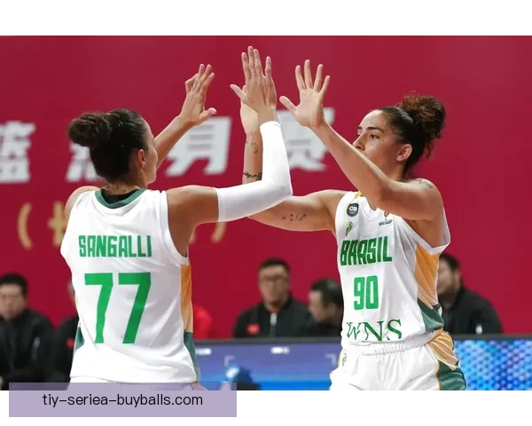 中国女篮热身赛再胜巴西 三分命中率偏低 中国女篮热身赛再胜巴西 三分命中率偏低